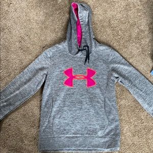 Woman’s under armour hoodie